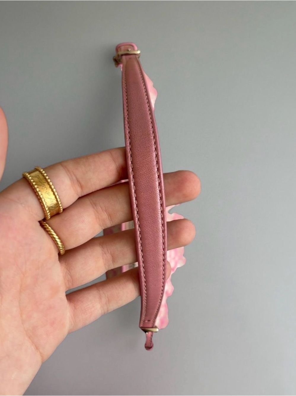Vintage 2004 Coach Pink Optic Lurex Signature Demi Bag ๐ - Picture 6 of 9